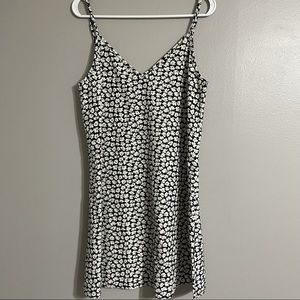 Flower Patterned Dress with Navy and white flowers